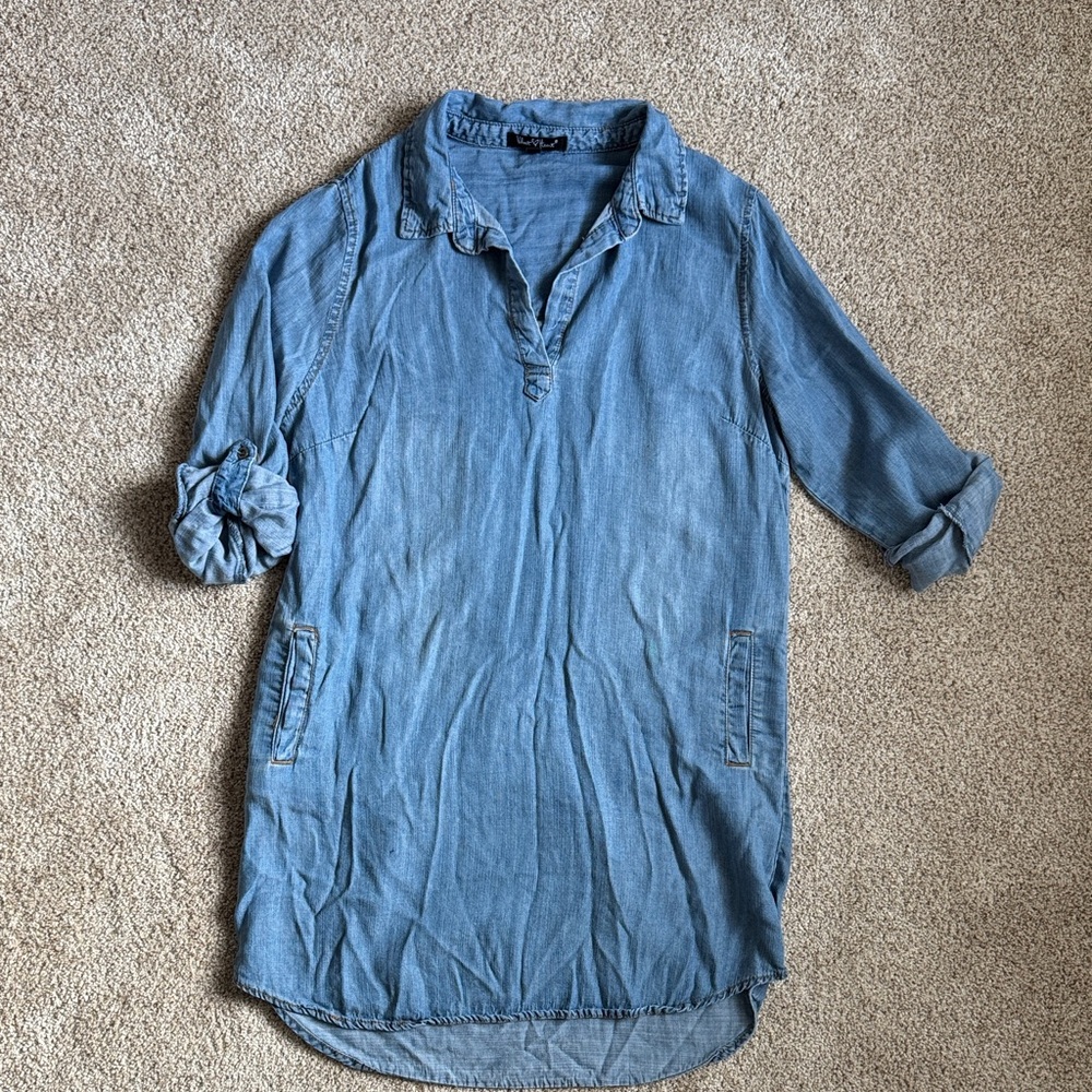 Velvet Heart Casual Blue Button Down Dress